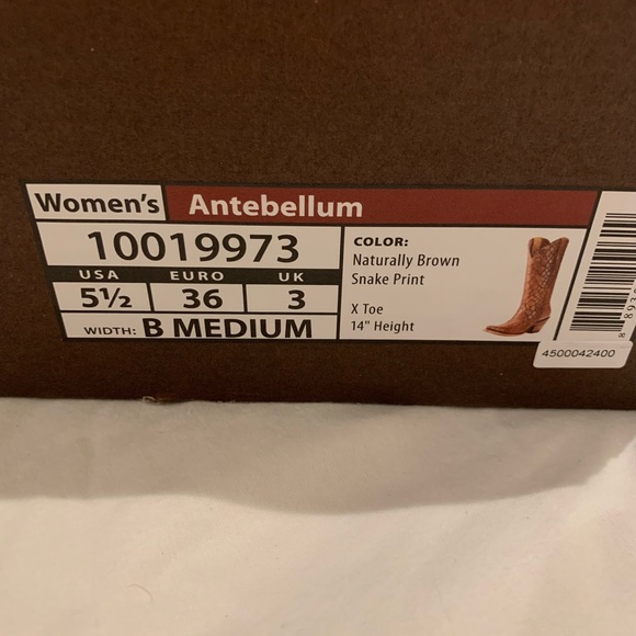 NWT ARIAT Boots - Picture 7 of 8